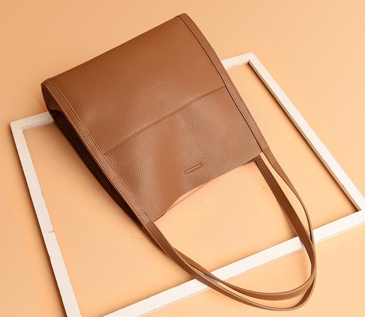 Corinne™ - Elegante en ruime leren schoudertas