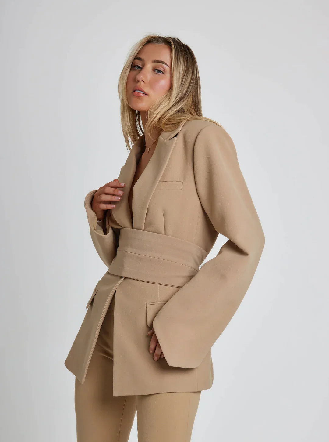 Emma - Stijlvolle blazer voor een perfecte taille!