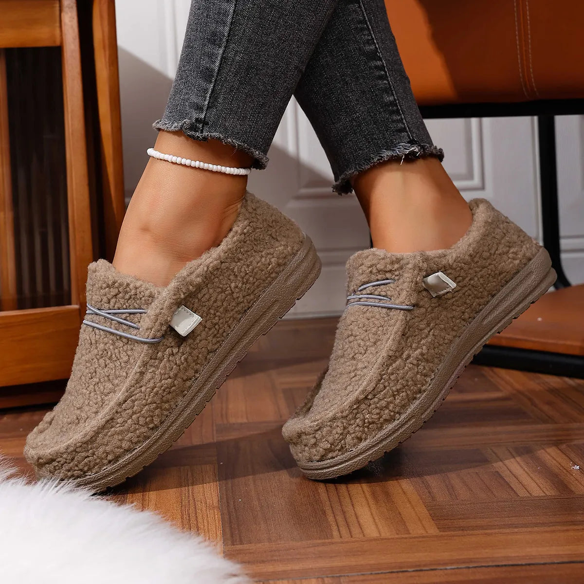 Kaelirae - Gezellige Teddy Stof Slippers