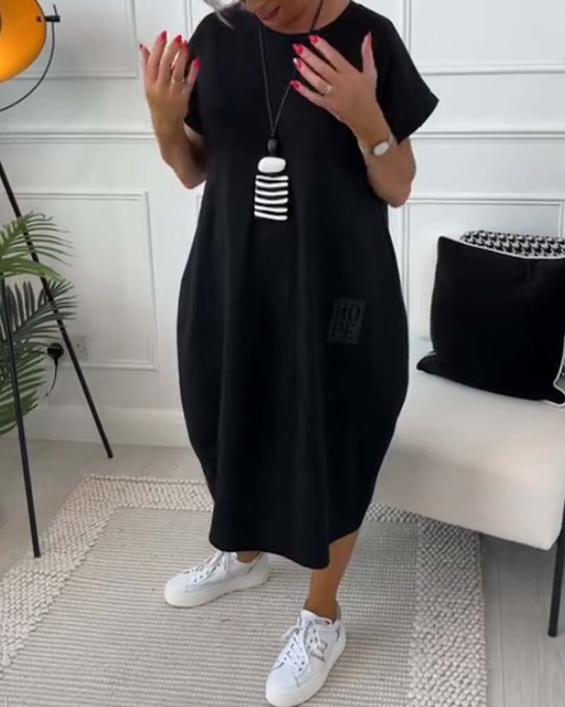 Marie™ - Casual jurk met korte mouwen en letterprint