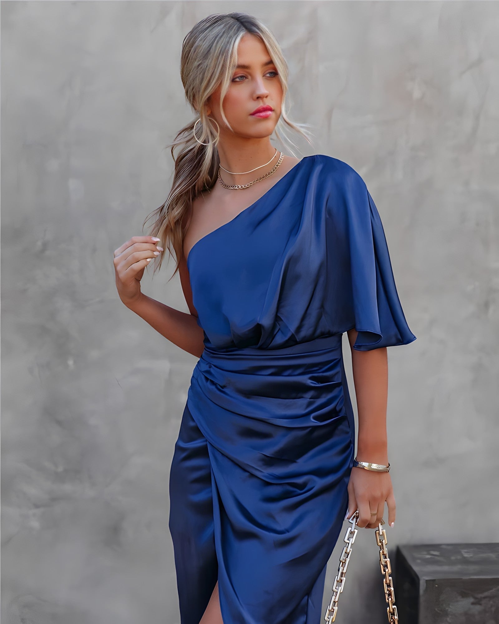 Estelle️ - One shoulder satijnen jurk