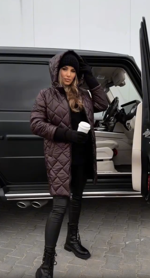 Cyranella - Lange Gewatteerde Damesjas met Capuchon