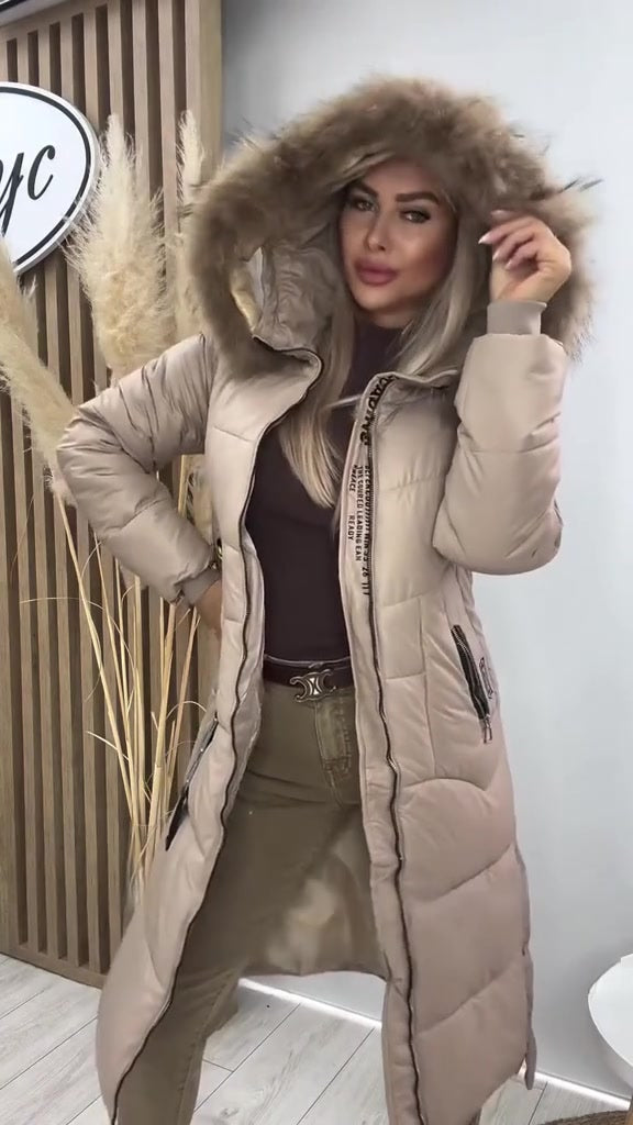 Elysavine - Lange Winterjas met Bontkraag