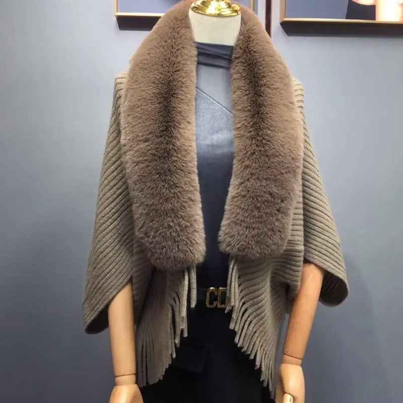 Martine™ - Elegante poncho voor een luxueuze winter