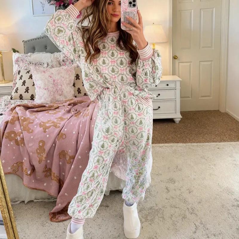 Doralienne - Kerst Print Loungewear Set