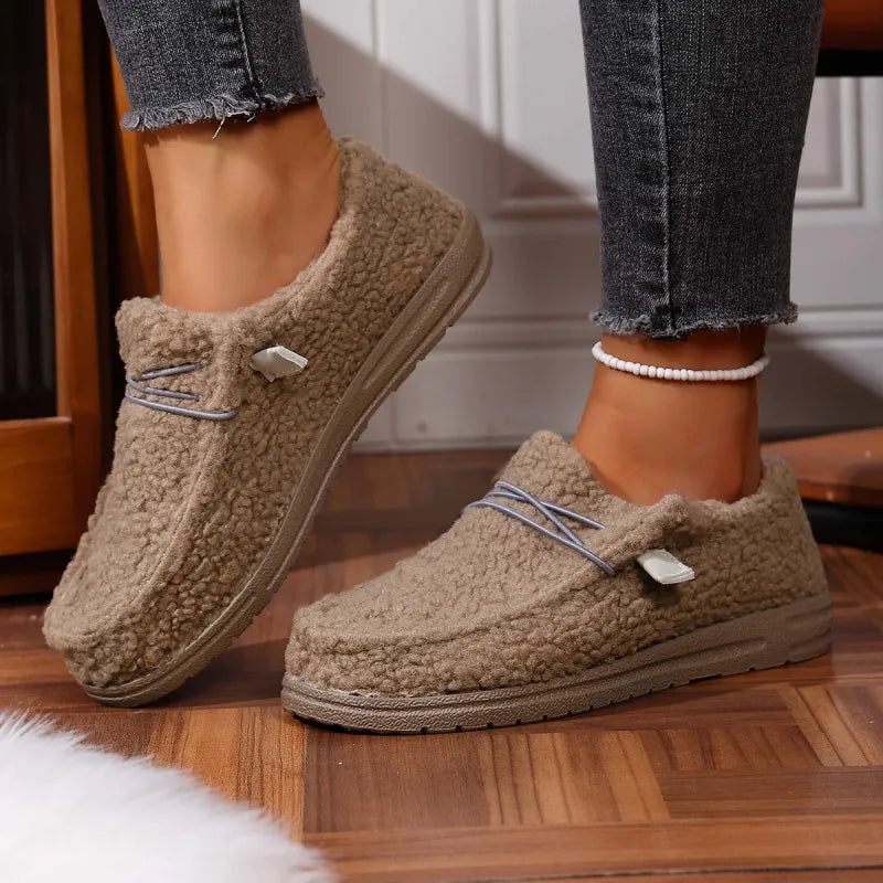 Kaelirae - Gezellige Teddy Stof Slippers