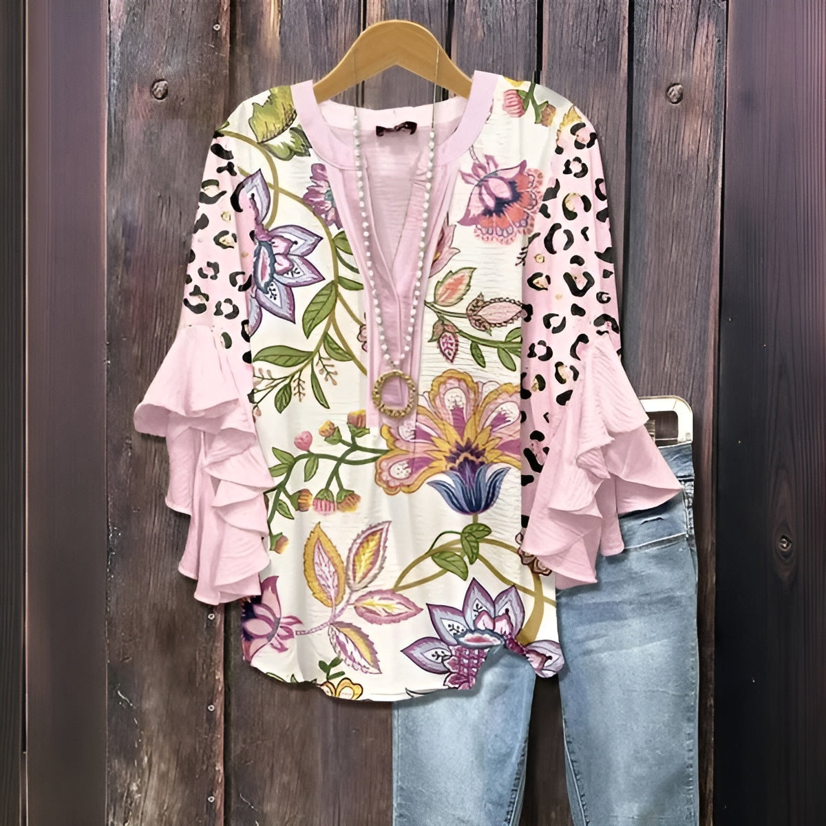 Elyara™ - Casual blouse met bladmotief