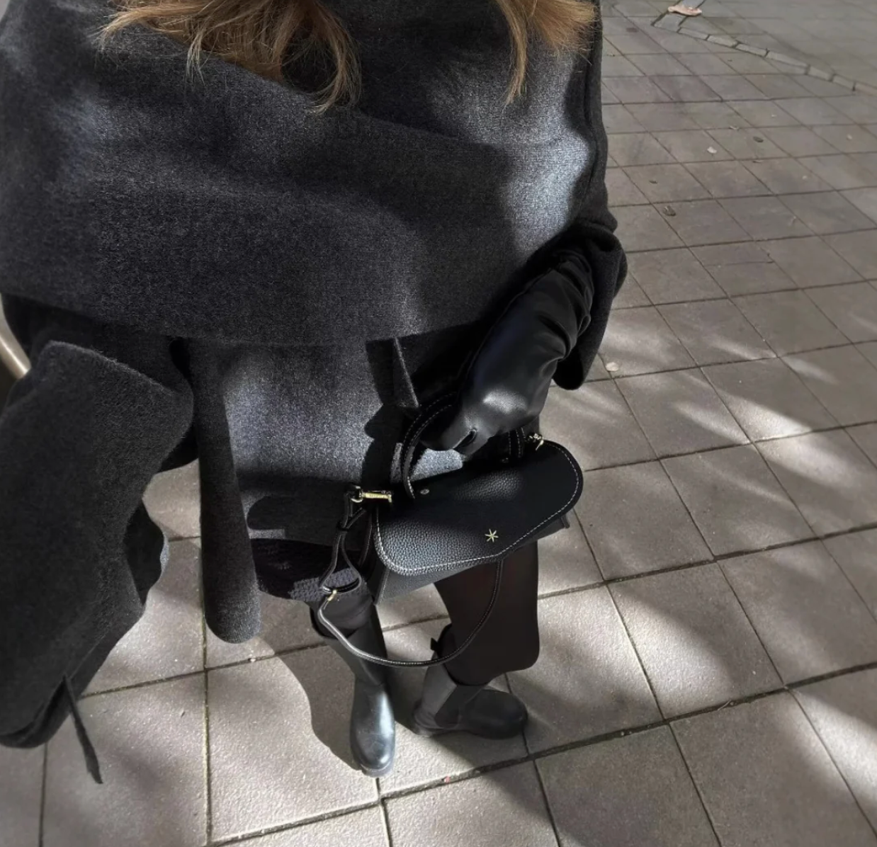 Anais™ - Elegante Winter Cape